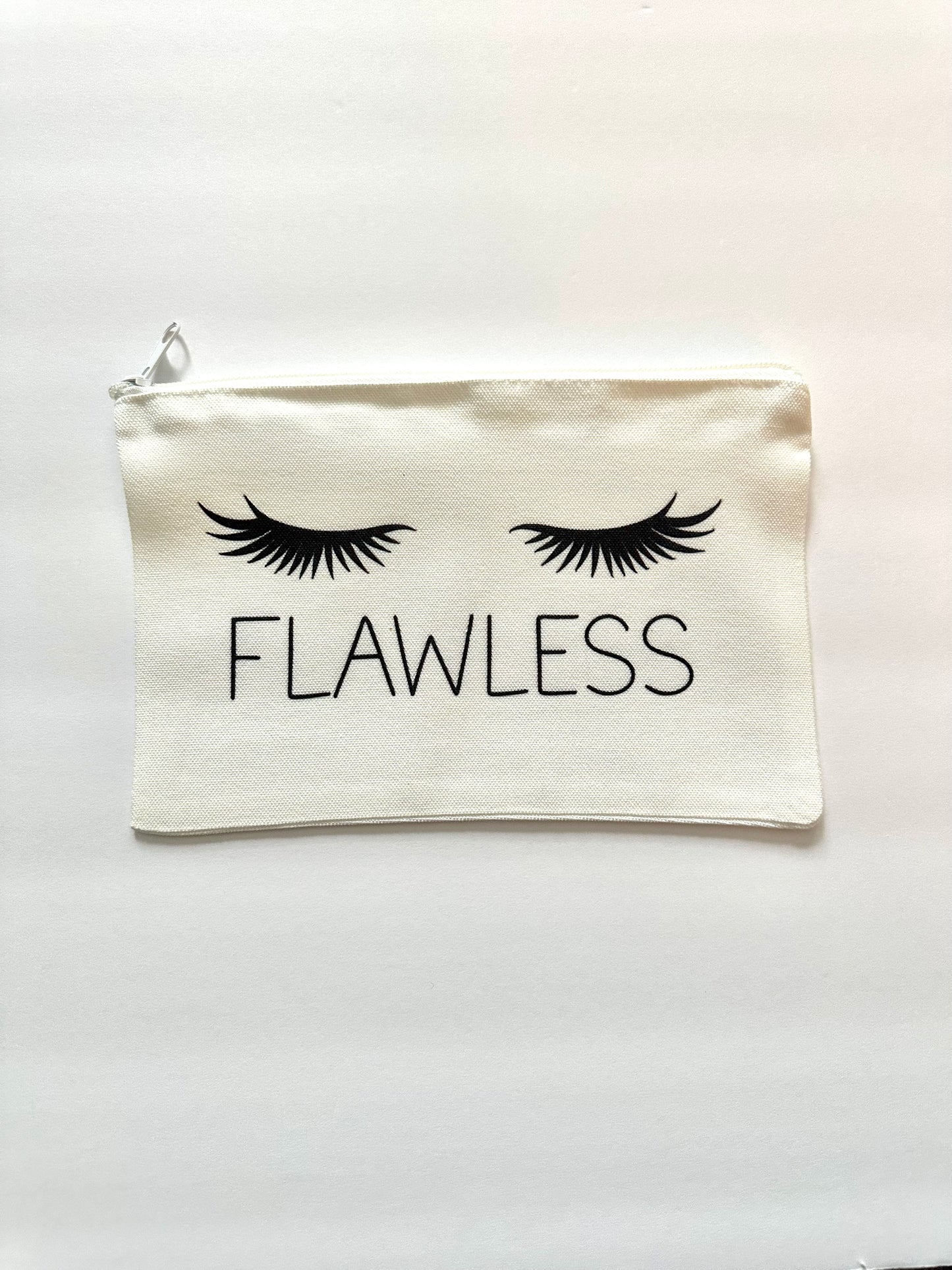 Flawless Eyelashes Cosmetic Bag